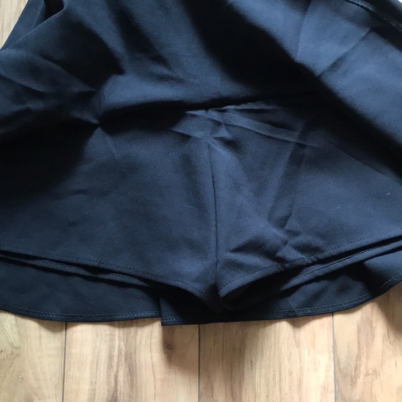 Black Zara skort. Size xs. - Picture 4 of 4